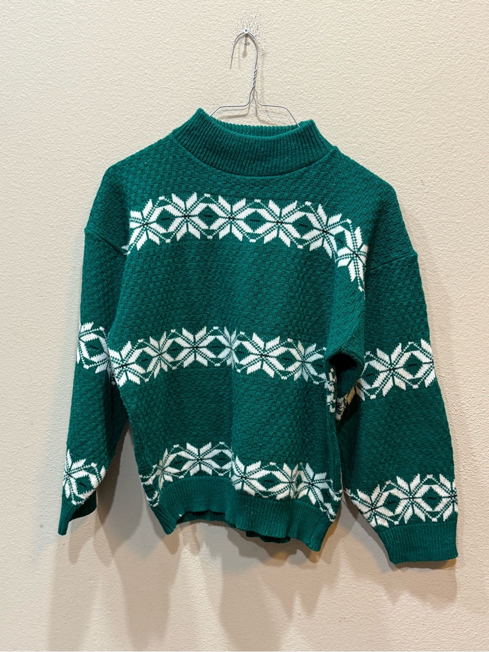 Women's Vintage 90's American Pride Green/White Snowflake Sweater~Size L